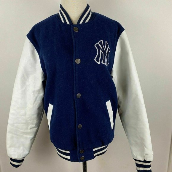 Majestic Athletic Other - Majestic Athletic New York Yankees Jacket Size M